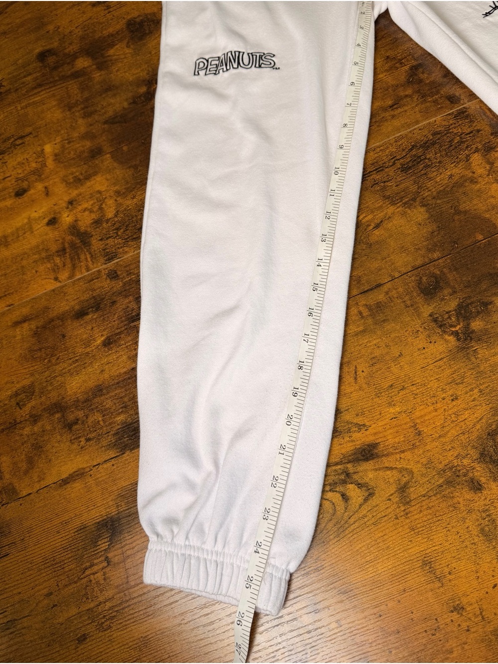 Peanuts Snoopy Woodstock Jogger Sweatpants White Graphic Lounge Medium - Picture 7 of 7